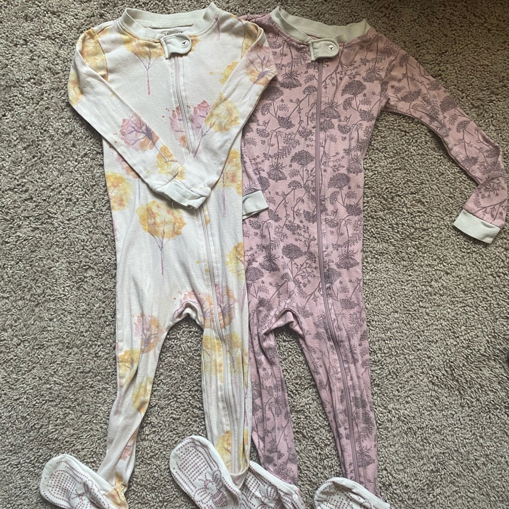 2 24 month burts bees jammies